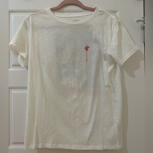 Billabong cute t shirt! Size medium!